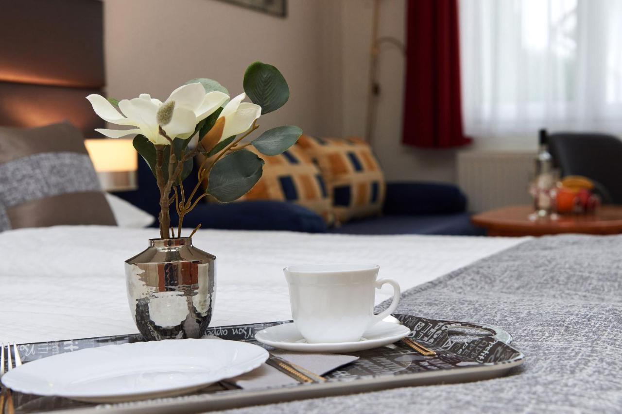 Apartman Brigitte Buekfuerdo מראה חיצוני תמונה