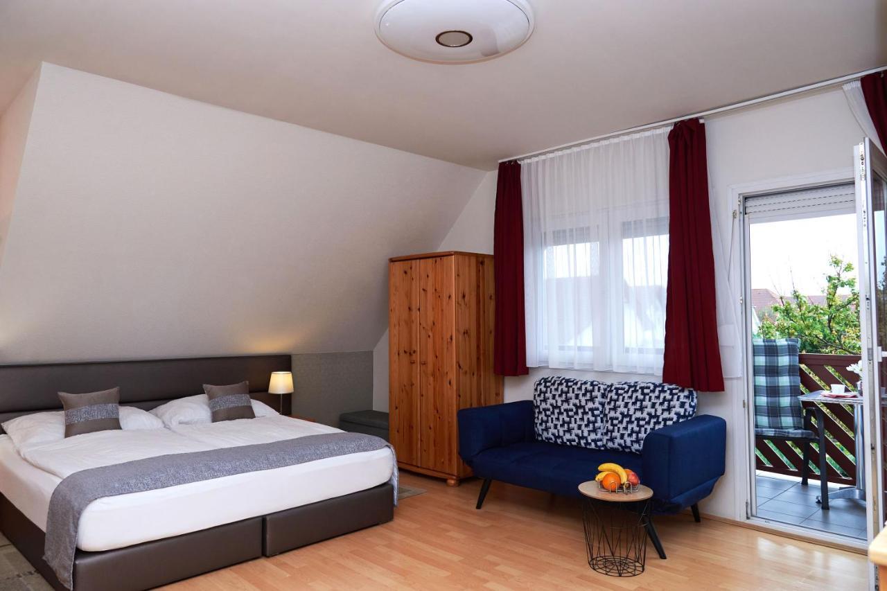 Apartman Brigitte Buekfuerdo מראה חיצוני תמונה