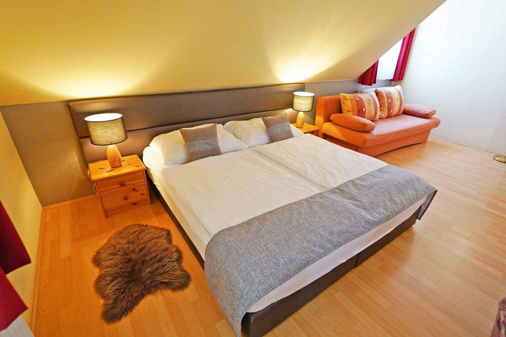 Apartman Brigitte Buekfuerdo מראה חיצוני תמונה
